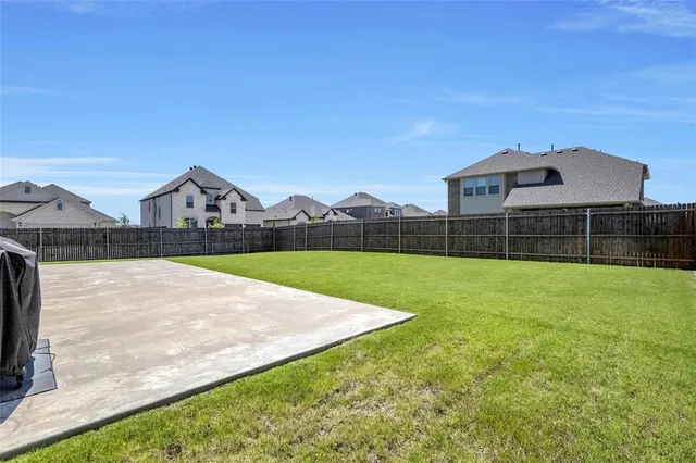 $548,000 | 303 Hidden Cove Drive, Ponder, TX 76259