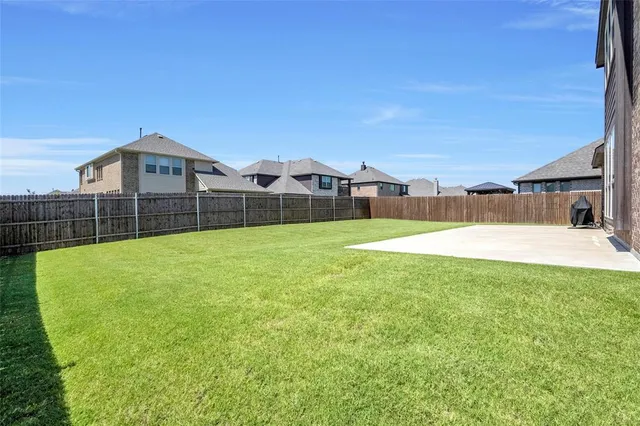$548,000 | 303 Hidden Cove Drive, Ponder, TX 76259