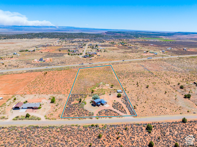 6178 East Zion Road Kanab, UT 84741 - Photo 48 of 48 Overview of rural landscape with property boundaries highlighted and a desert landscape