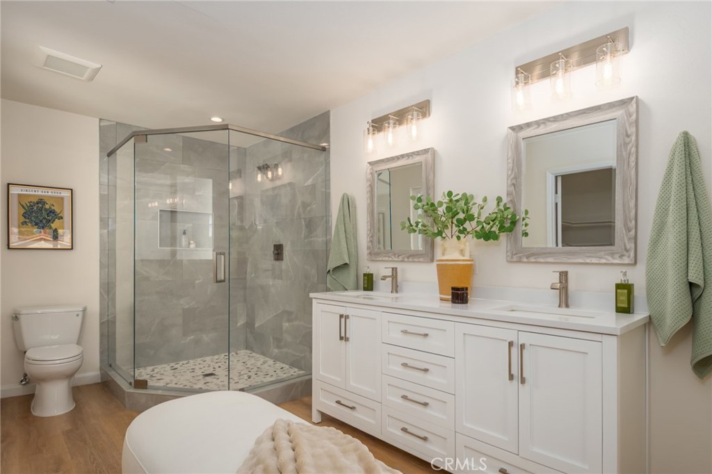 19828 Lull Street Winnetka, CA 91306 - Photo 23 of 32