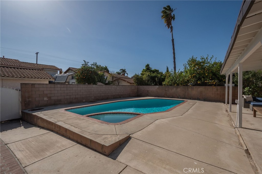 19828 Lull Street Winnetka, CA 91306 - Photo 30 of 32