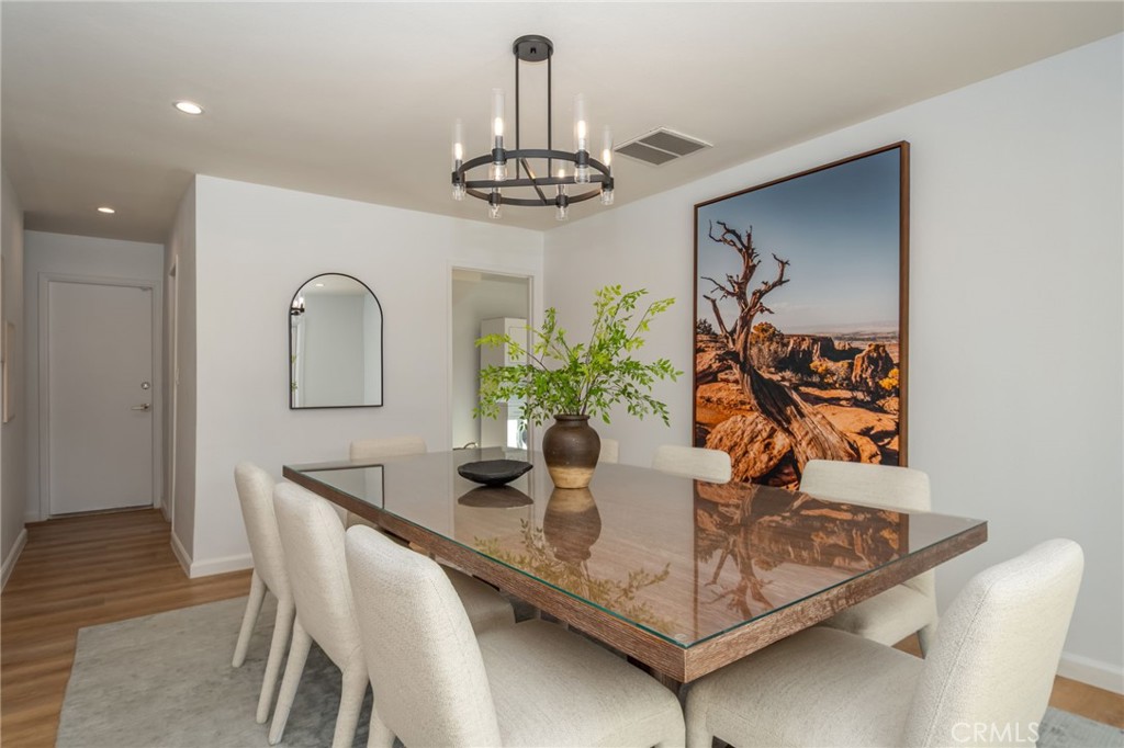 19828 Lull Street Winnetka, CA 91306 - Photo 10 of 32