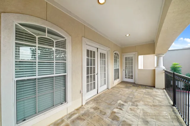 $350,000 | 6115 Windwater Pointe, Houston, TX 77036