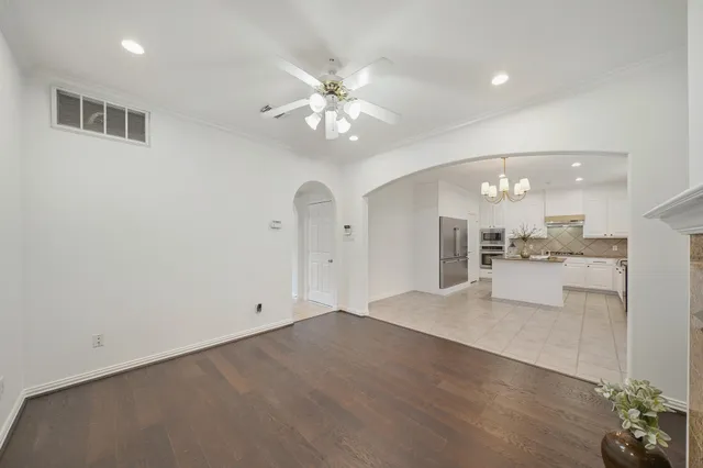 $350,000 | 6115 Windwater Pointe, Houston, TX 77036