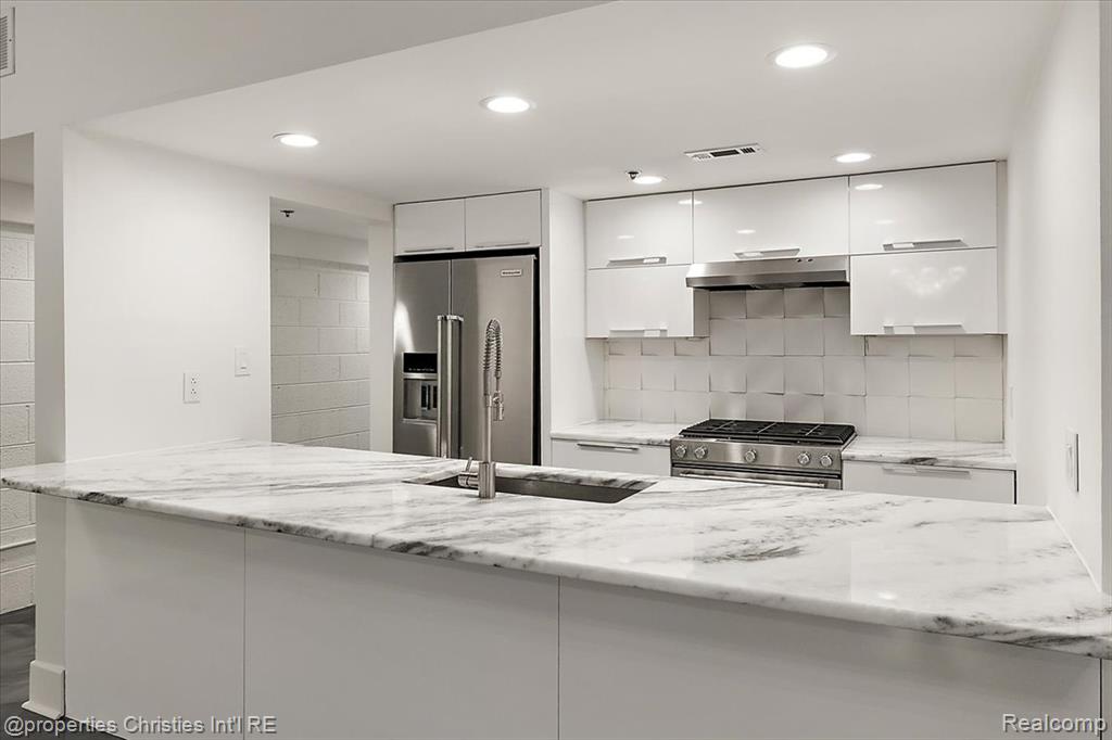 3434 Russell Street, Unit 107 Detroit, MI 48207 - Photo 10 of 40