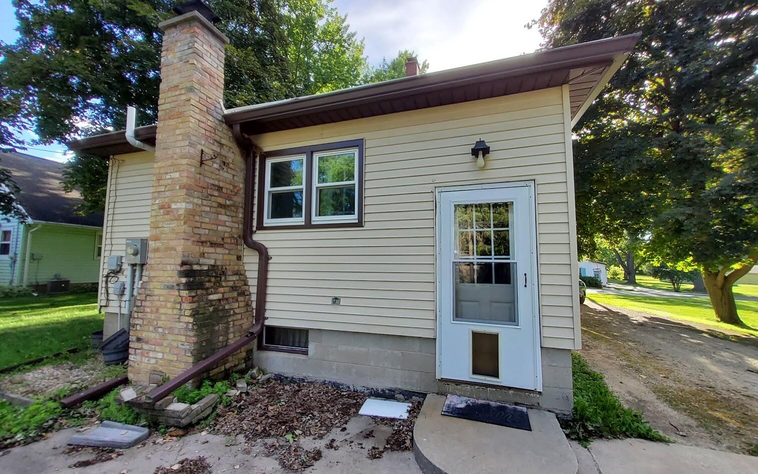 315 North Lockin Street Brandon, WI 53919 - Photo 4 of 11 4