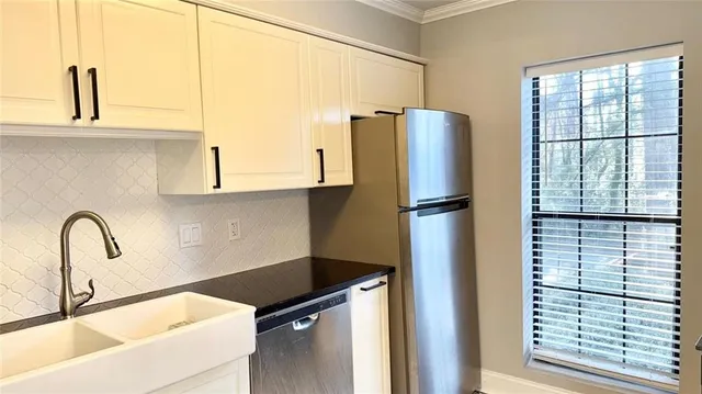 $2,200 | 1104 Pine Heights Drive Northeast, Atlanta, GA 30324