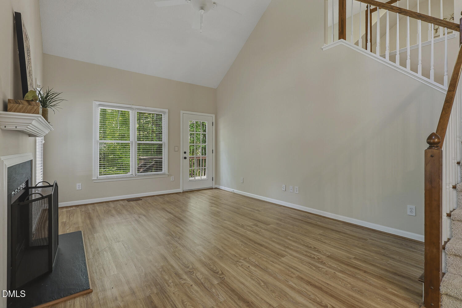 6061 Epping Forest Drive Raleigh, NC 27613 - Photo 7 of 38 006