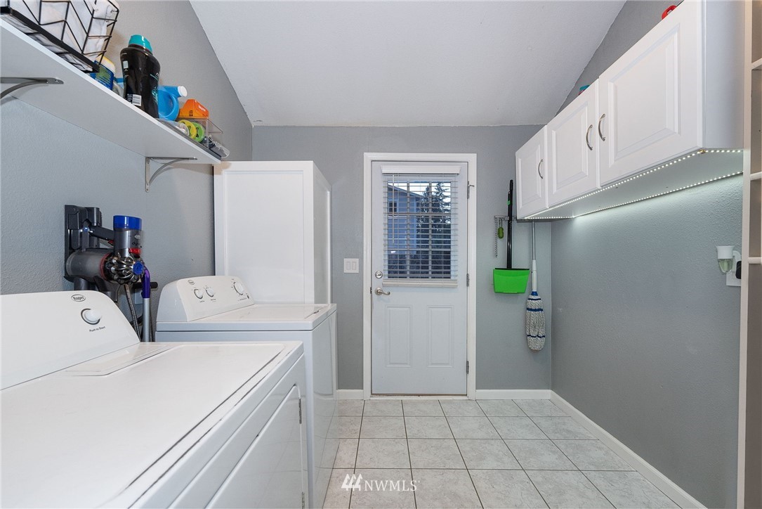 3108 Harris Road Southeast Port Orchard, WA 98366 - Photo 18 of 27 Gallery Image 18