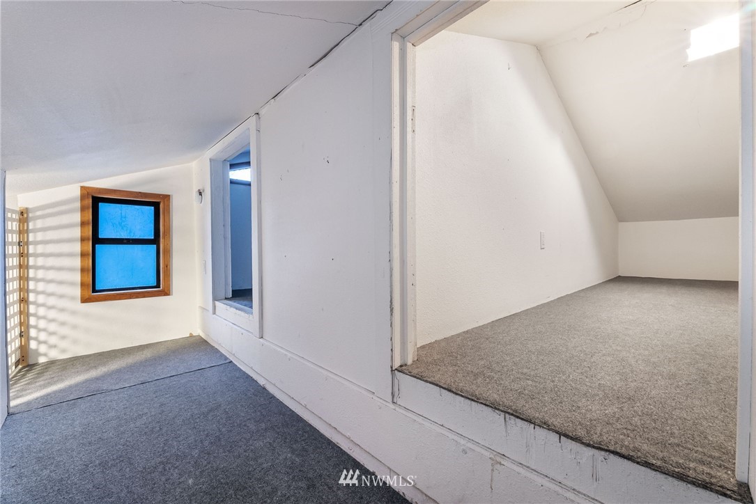 3108 Harris Road Southeast Port Orchard, WA 98366 - Photo 20 of 27 Gallery Image 20