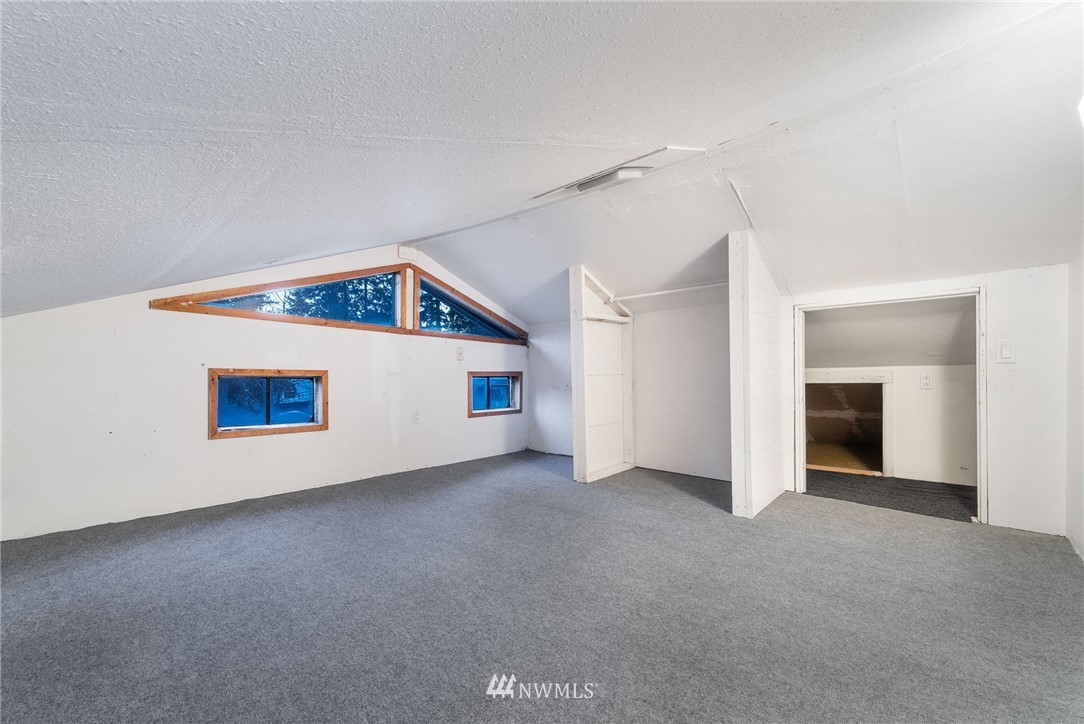 3108 Harris Road Southeast Port Orchard, WA 98366 - Photo 21 of 27 Gallery Image 21