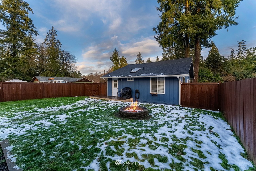 3108 Harris Road Southeast Port Orchard, WA 98366 - Photo 23 of 27 Gallery Image 23