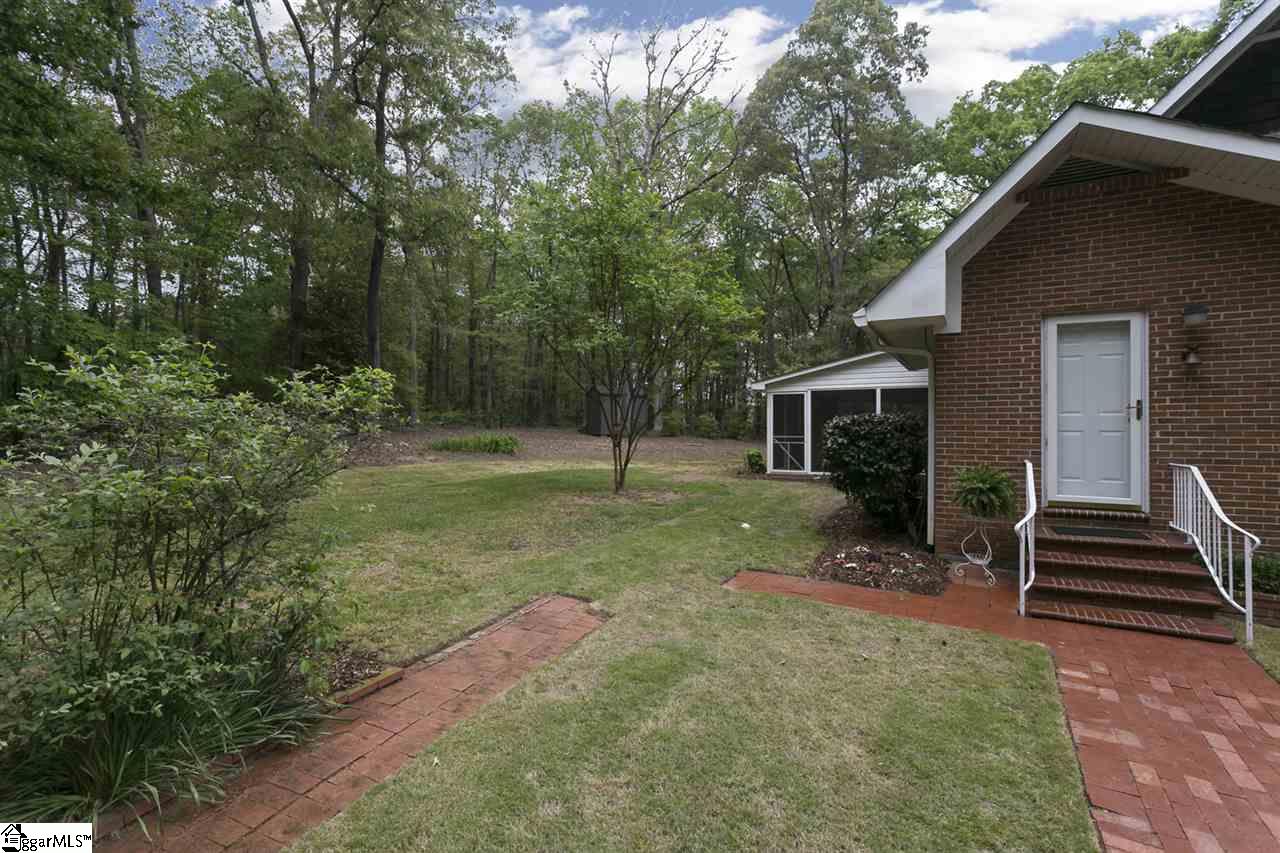 162 Baldwin Road Simpsonville, SC 29680 - Photo 3 of 31 Gallery Image 3