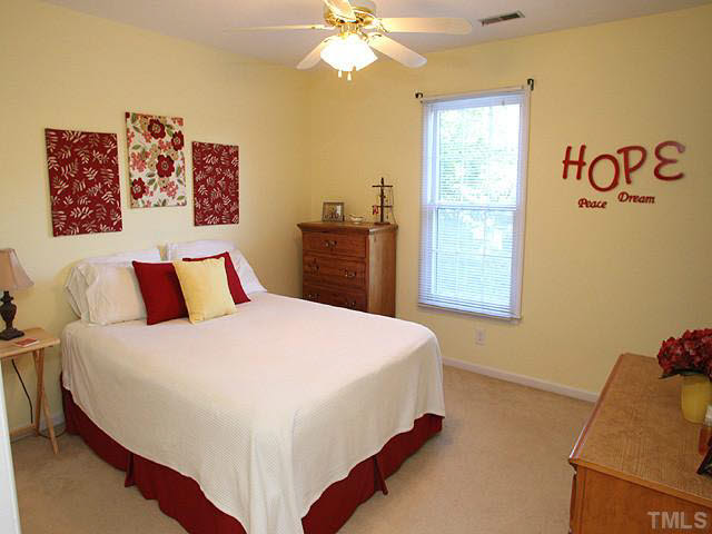 7316 Sweet Bay Lane Raleigh, NC 27615 - Photo 10 of 13 Gallery Image 10