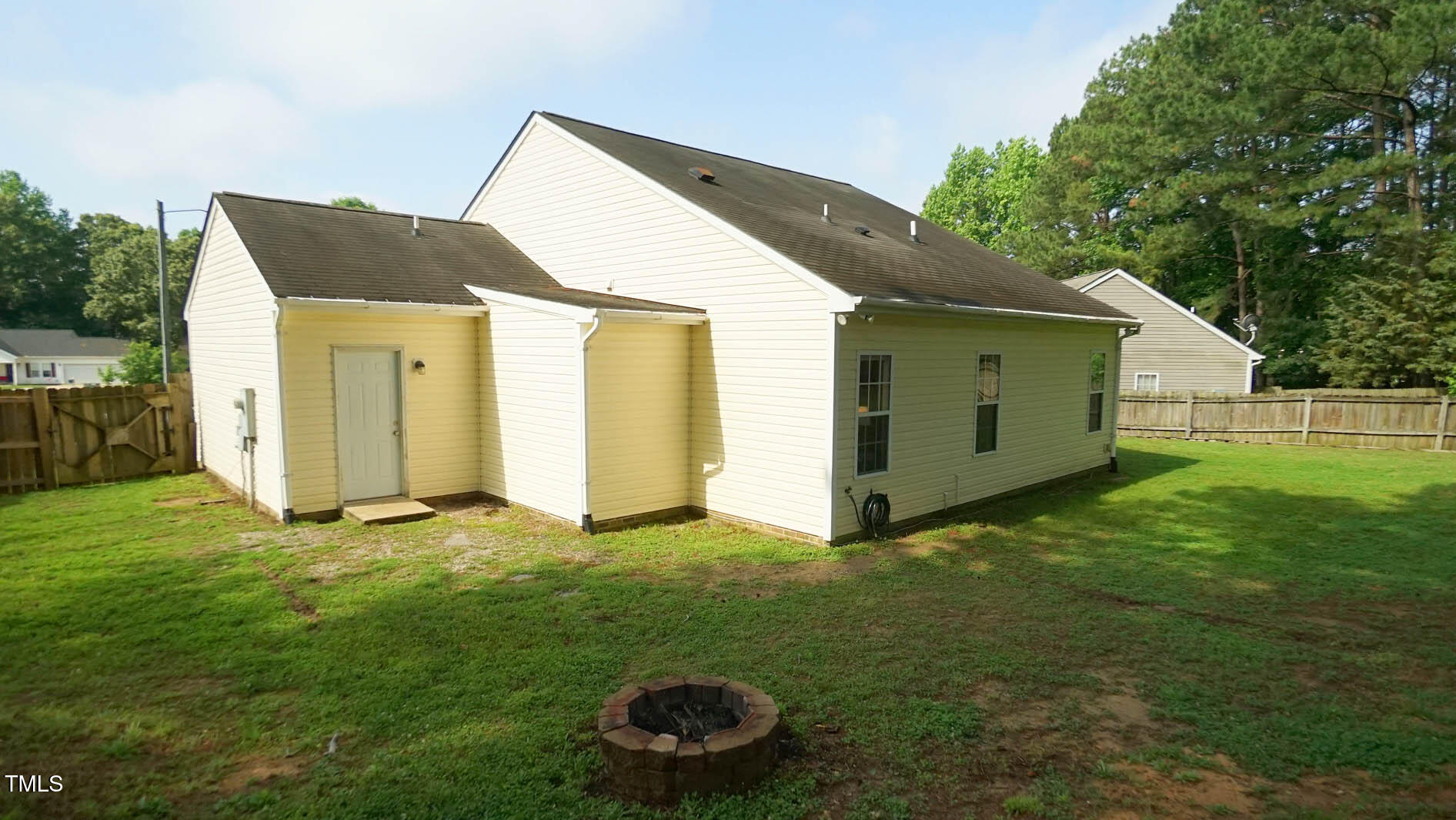 3709 Fan Palm Court Raleigh, NC 27616 - Photo 32 of 39 DSC09343