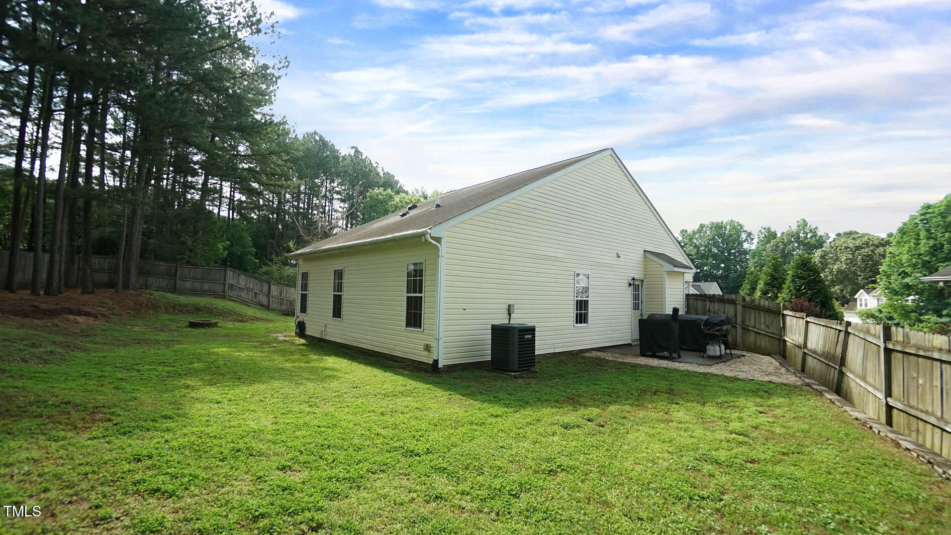 3709 Fan Palm Court Raleigh, NC 27616 - Photo 33 of 39 DSC09333