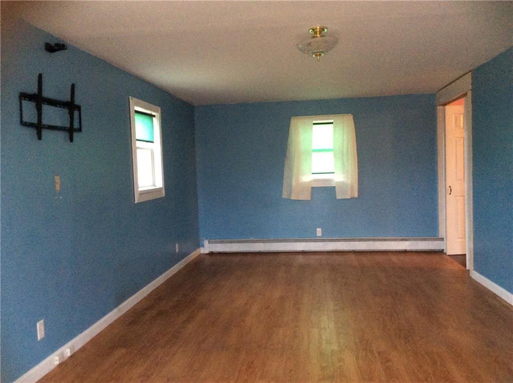 13 Cloverleaf Drive Brooks, ME 04921 - Photo 6 of 15 Living Room