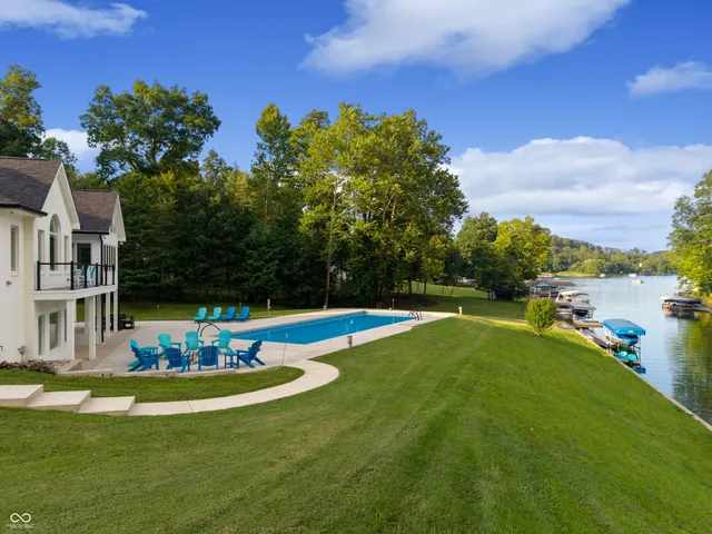 $1,890,000 | 5181 South Poplar Drive, Columbus, IN 47201