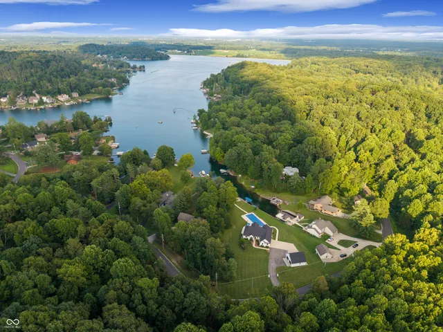 $1,890,000 | 5181 South Poplar Drive, Columbus, IN 47201