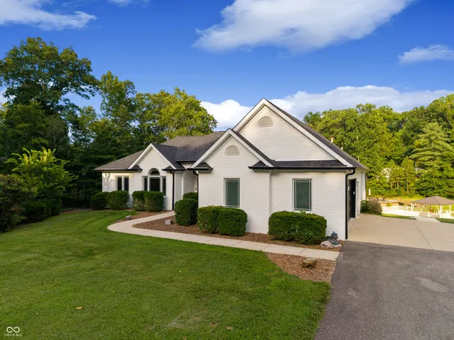 $1,890,000 | 5181 South Poplar Drive, Columbus, IN 47201