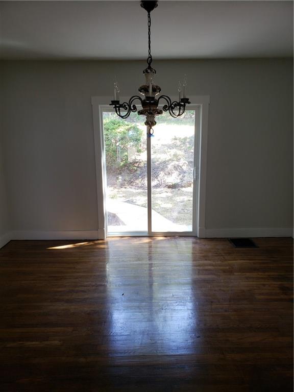 4024 Franklin Road Pittsburgh, PA 15214 - Photo 9 of 25 Dining room