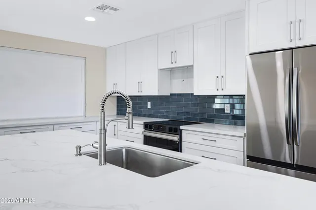 $6,300 | 3921 South Kenneth Place, Tempe, AZ 85282