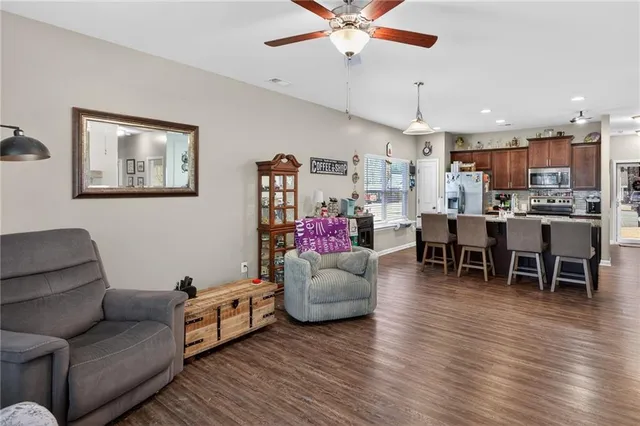 $254,000 | 85 Willowrun Drive, Rome, GA 30165