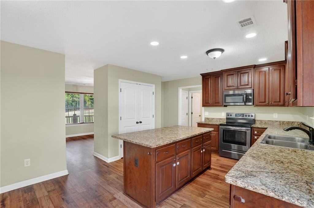 402 Renee Road Pendergrass, GA 30567 - Photo 20 of 50
