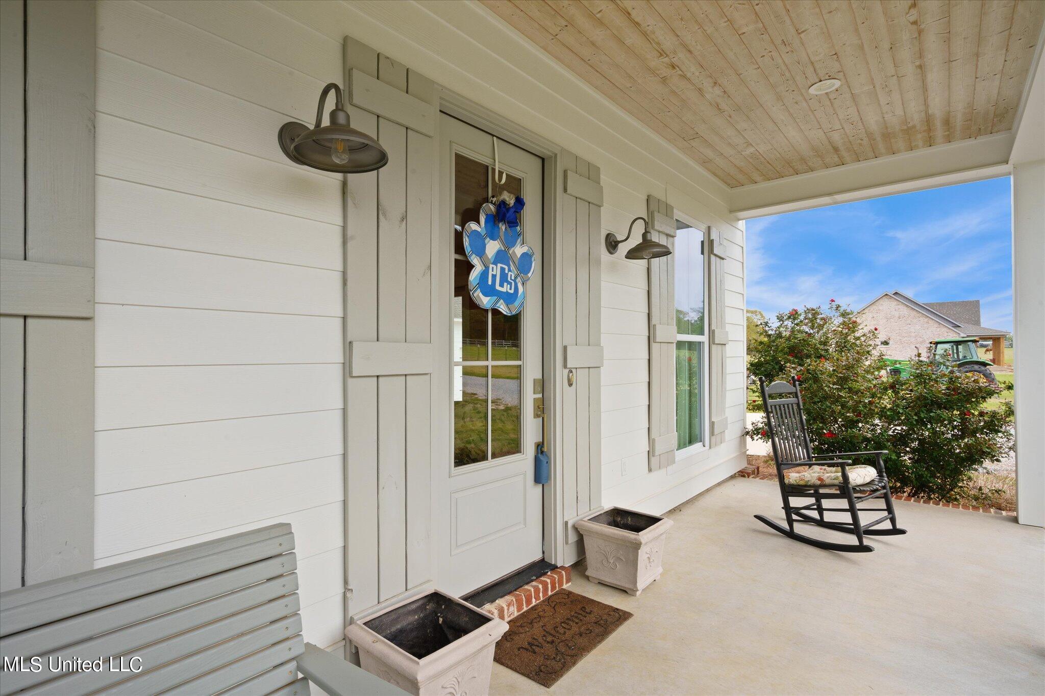 46 Knight Road Sumrall, MS 39482 - Photo 4 of 50 06-HOME-10
