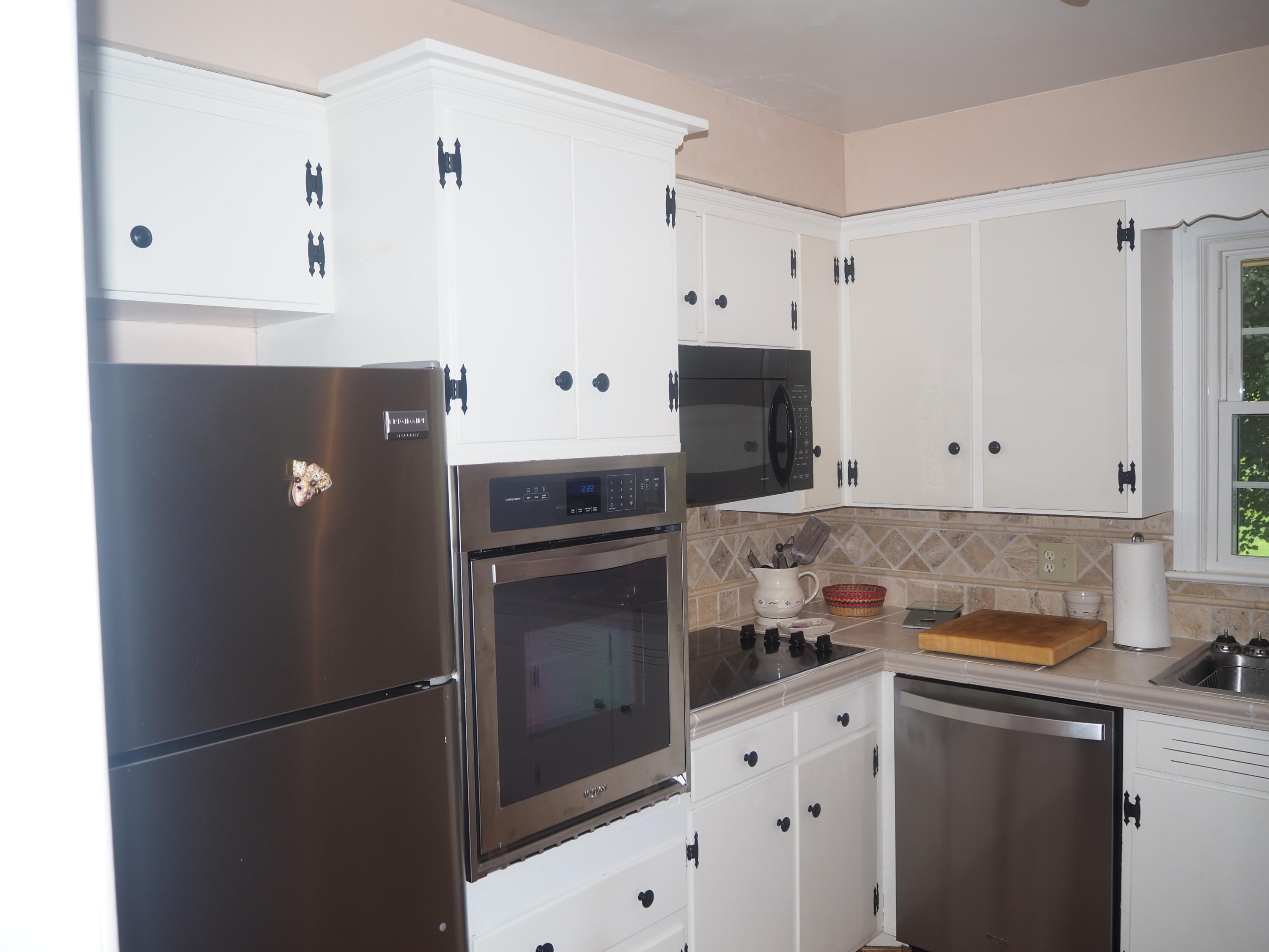 3436 Grandin Road Southwest Roanoke, VA 24018 - Photo 18 of 49 P8070175