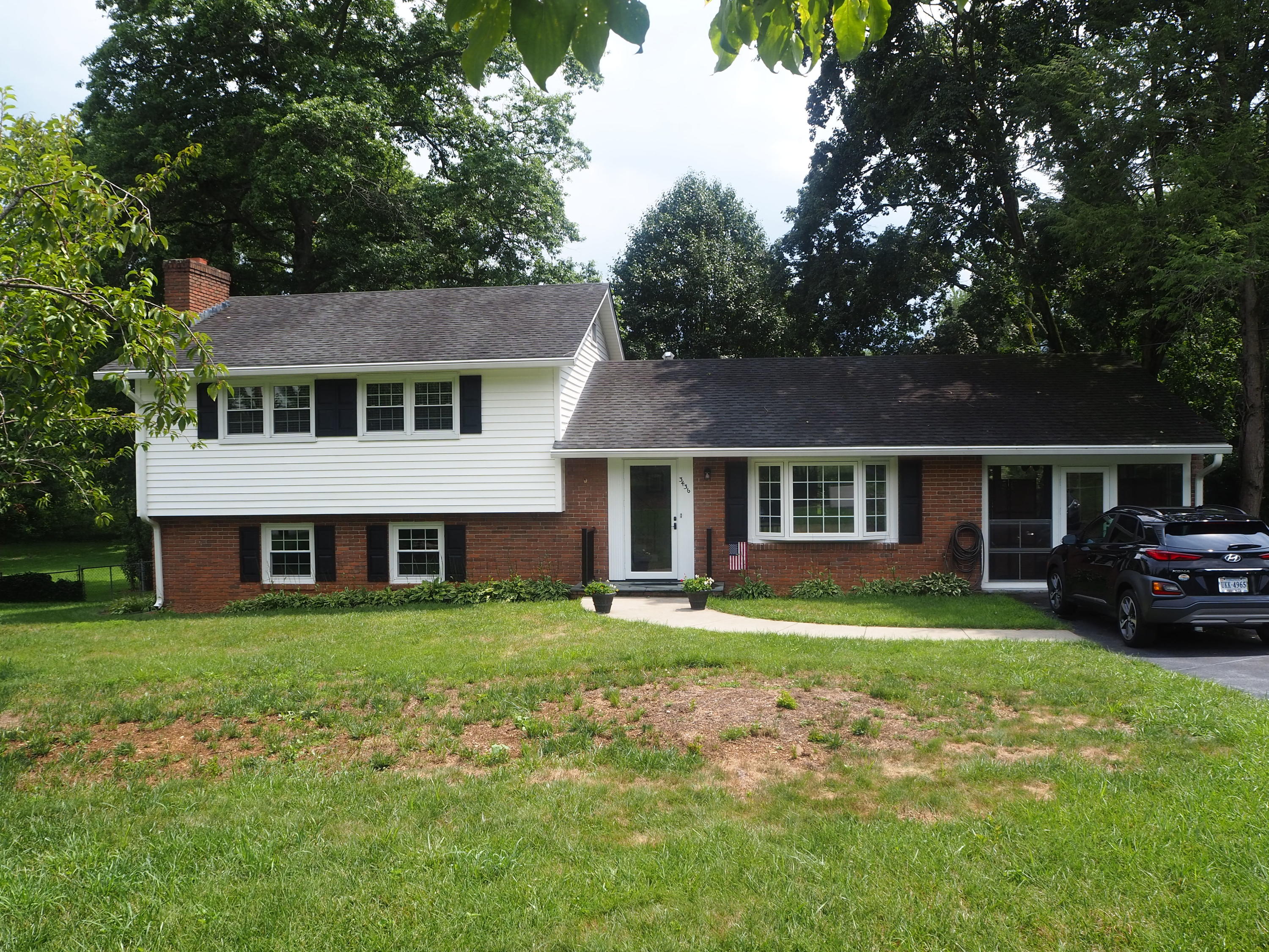 3436 Grandin Road Southwest Roanoke, VA 24018 - Photo 44 of 49 P8070197