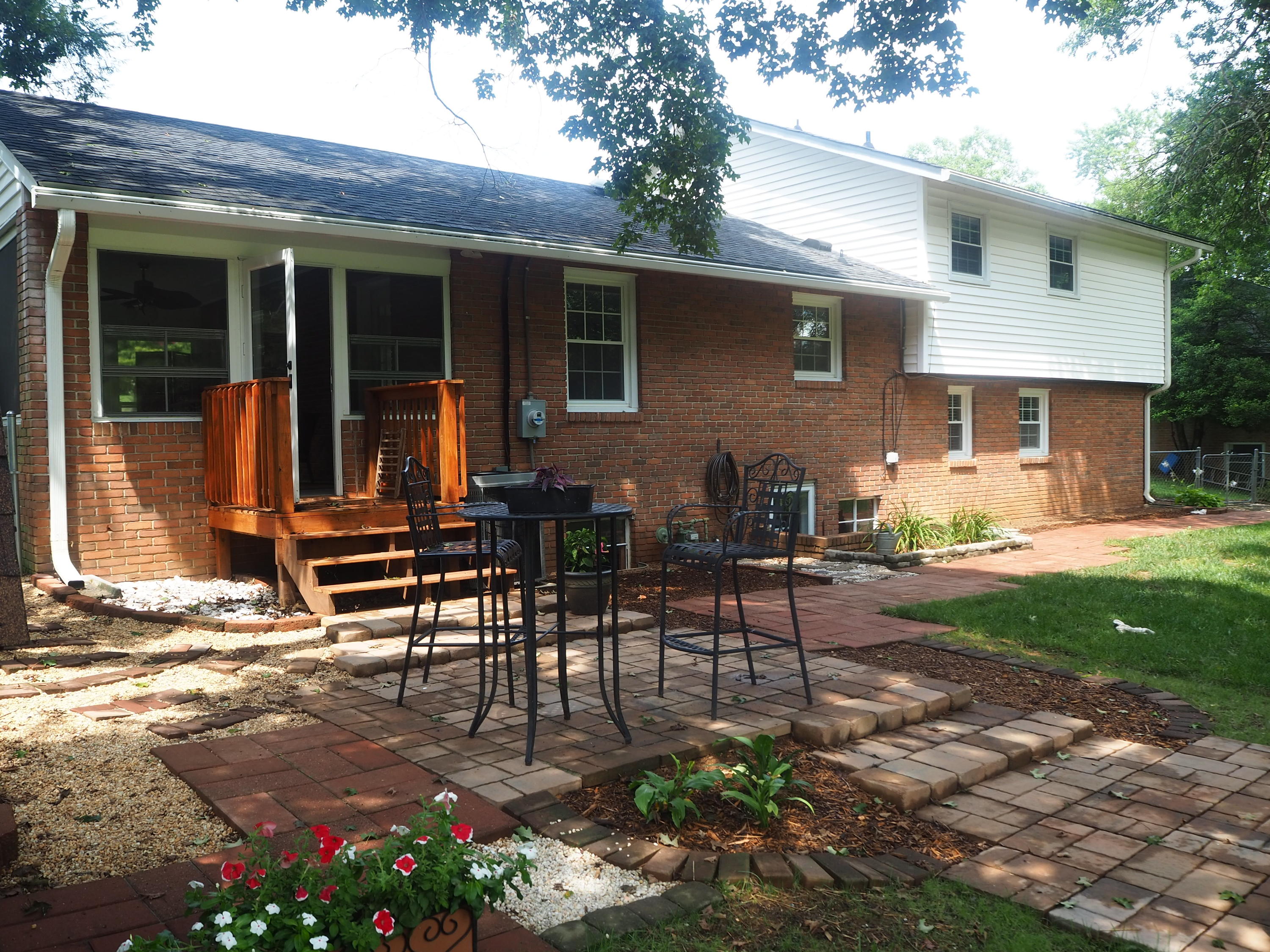 3436 Grandin Road Southwest Roanoke, VA 24018 - Photo 46 of 49 P8070201