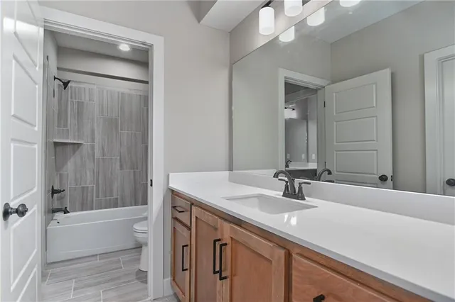 $799,775 | 11351 South Emerald Street, Olathe, KS 66061