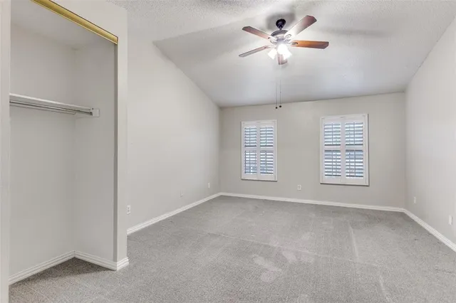 $165,000 | 633 Carriagehouse Lane, Unit I6, Garland, TX 75040