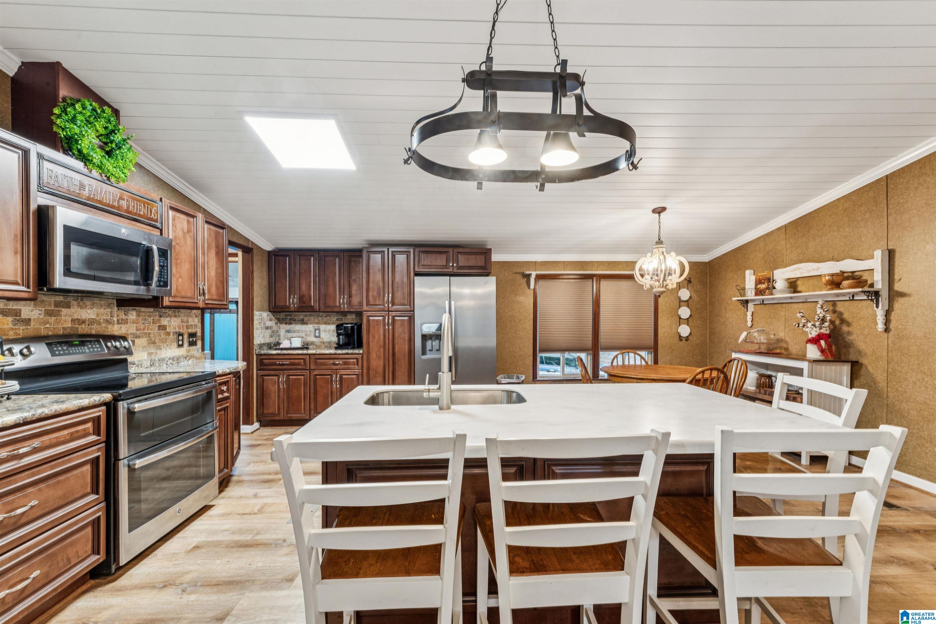 729 Camp Yeargin Road Adger, AL 35006 - Photo 9 of 37
