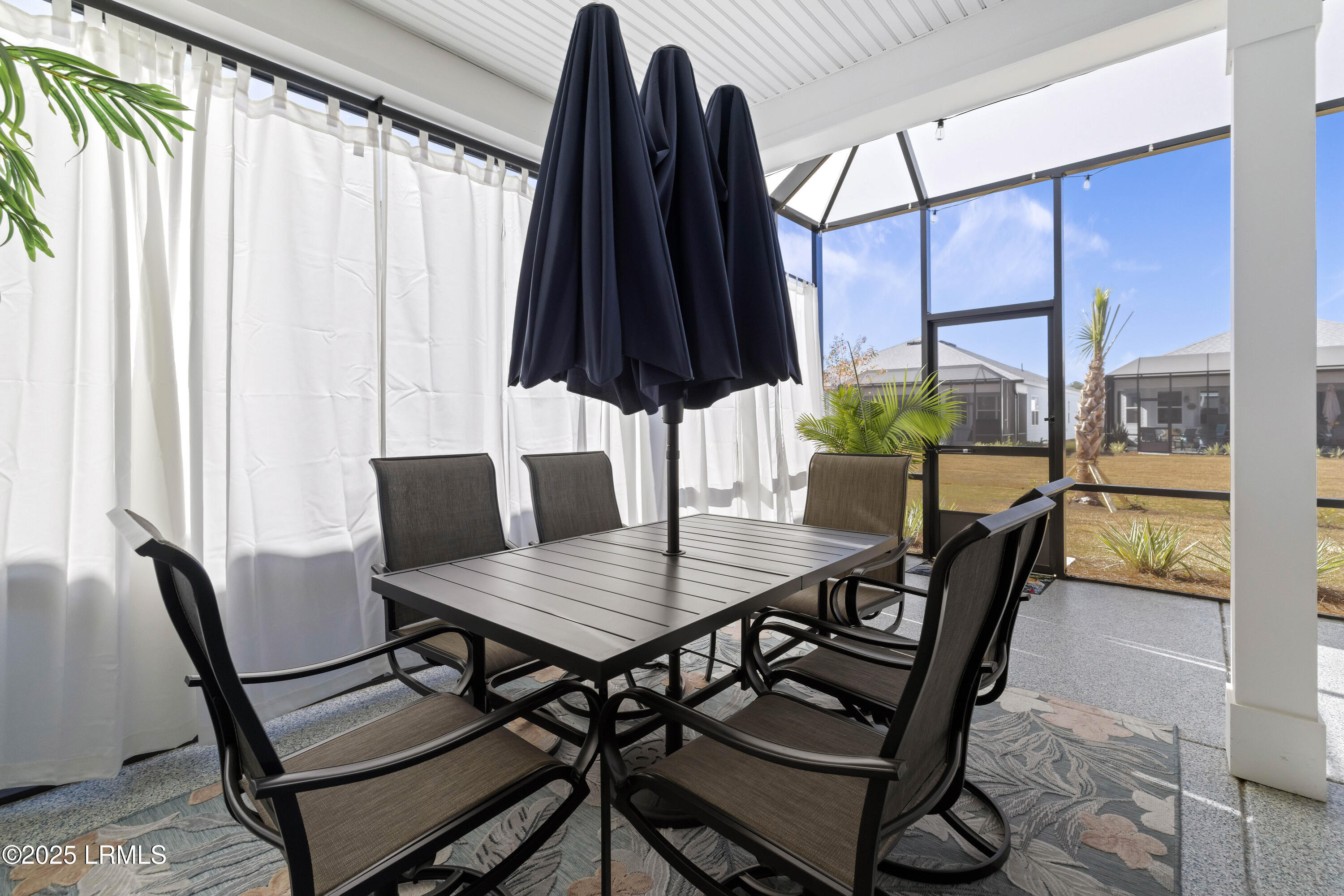 952 Good Life Way Hardeeville, SC 29927 - Photo 36 of 53 Outdoor Dining!