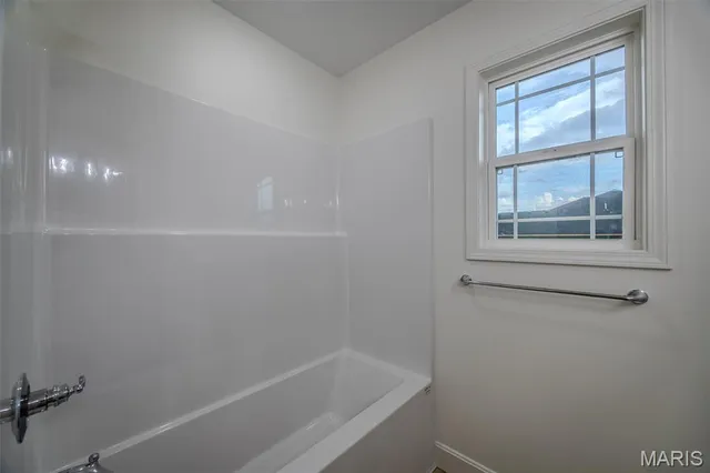 $299,900 | 1809 Vadie Avenue, Lebanon, MO 65536