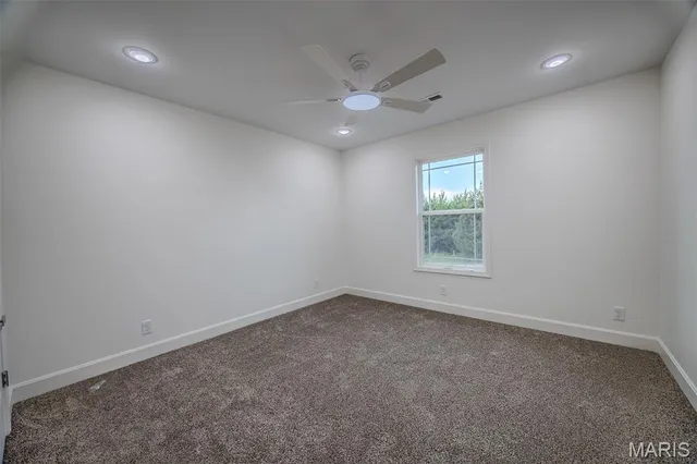 $299,900 | 1809 Vadie Avenue, Lebanon, MO 65536