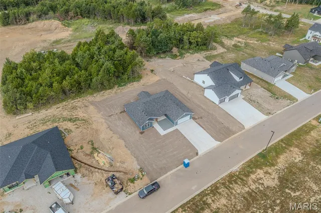 $299,900 | 1809 Vadie Avenue, Lebanon, MO 65536