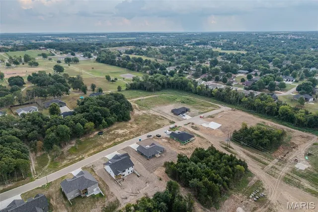 $299,900 | 1809 Vadie Avenue, Lebanon, MO 65536