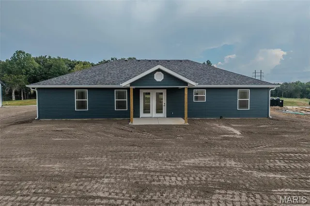 $299,900 | 1809 Vadie Avenue, Lebanon, MO 65536