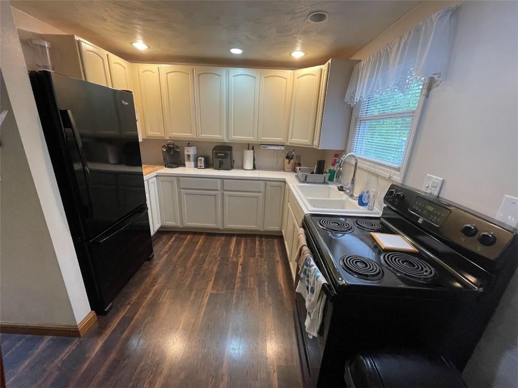 231 Hazel Kirk Road Monongahela, PA 15063 - Photo 5 of 25 Gallery Image 5