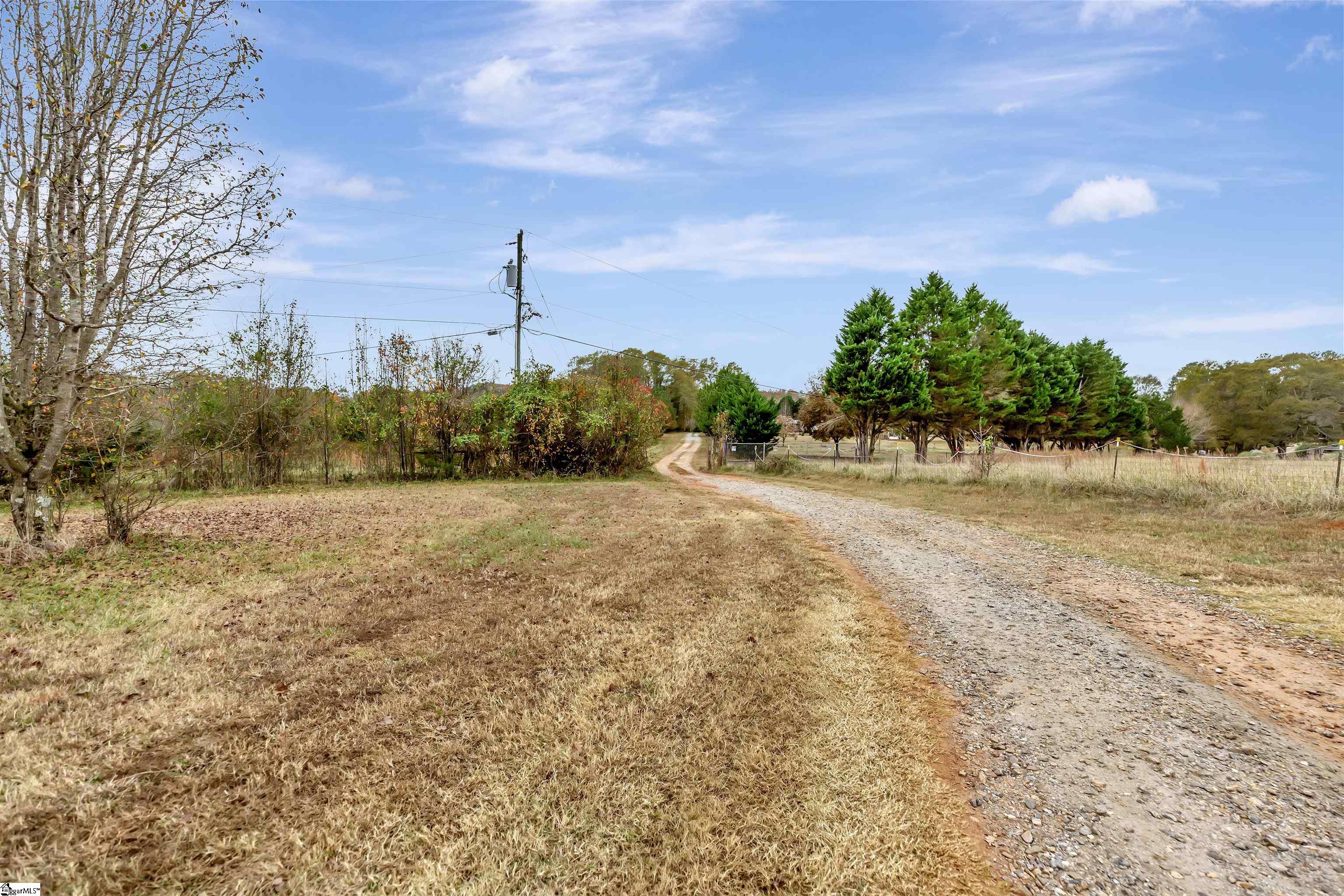 1038 Trotter Road Anderson, SC 29626 - Photo 3 of 30