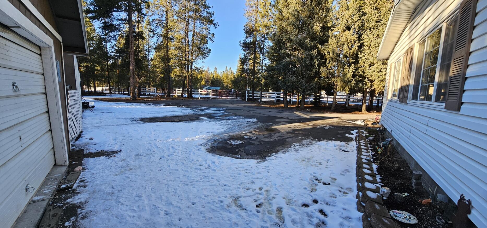 16177 Aqua Road La Pine, OR 97739 - Photo 24 of 29 20260114_150110