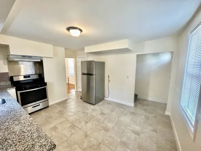 $2,350 | 170 Bow Street, Unit 170, Everett, MA 02149