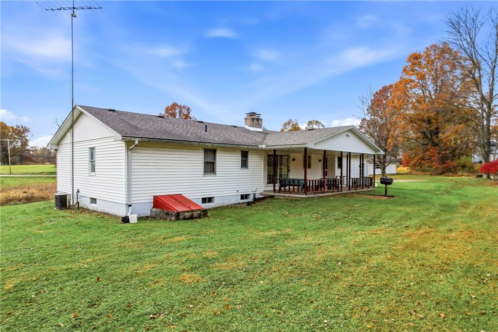 2635 South Keel Ridge Road Hermitage, PA 16148 - Photo 43 of 49 a front view of a house with garden
