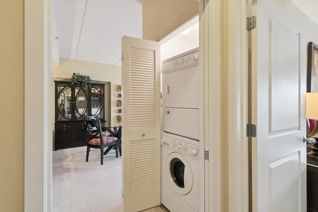 $2,400 | 111 North Ashley Street, Unit 404, Ann Arbor, MI 48104