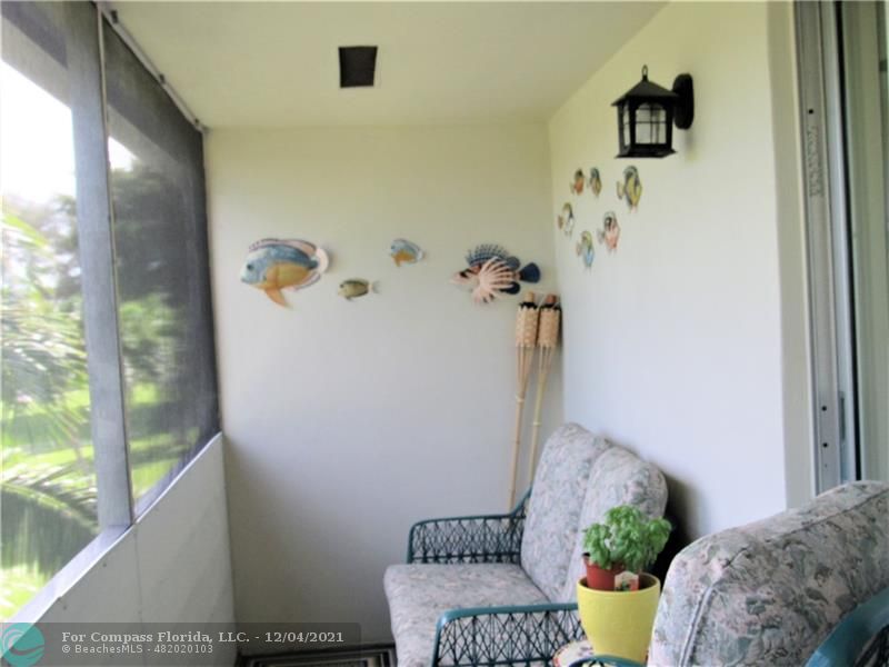 287 Markham M, Unit 287 Deerfield Beach, FL 33442 - Photo 9 of 64 a view of entryway