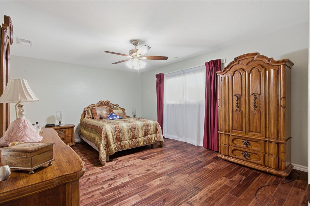 3128 Barton Road Carrollton, TX 75007 - Photo 19 of 30