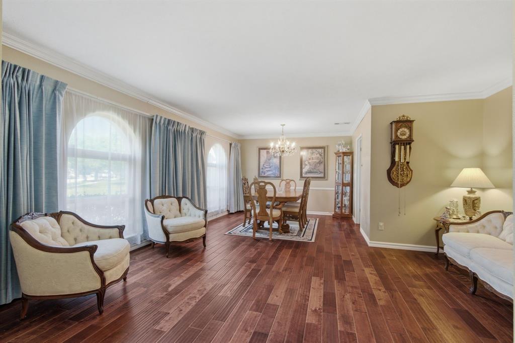 3128 Barton Road Carrollton, TX 75007 - Photo 4 of 30